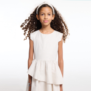 فستان أنيق من الكتان المطرز بالترتر للفتيات